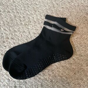 Alo Yoga Women's Pulse Grip Socks L NWOT